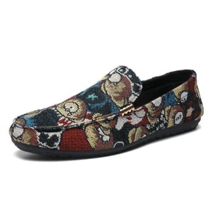 Casual and fashionable breathable canvas shoes