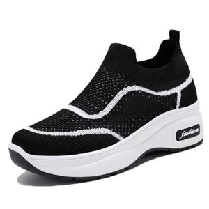 Flyknit breathable thick-soled mesh shoes
